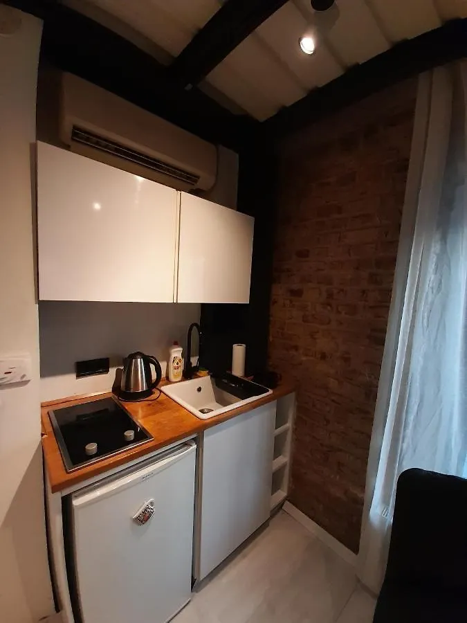 Taxim No18 Boutique Hotel Стамбул